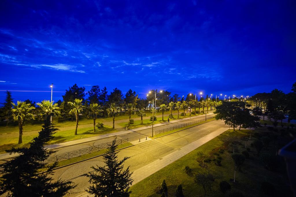 Seaside Luxury Apartment Batumi Exterior foto
